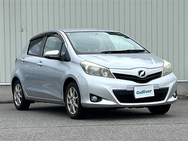 ヴィッツ 1.3 F ワンオーナー 修復歴無し