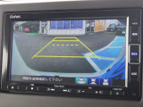 ★バックモニター搭載★ バック時目視しにくいクルマの周囲をカメラで映し出し、安全・安心駐車をサポート♪バックの苦手な方も後ろがハッキリ見えるので安心です☆