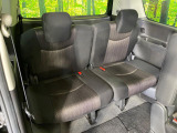 3列目シートはもちろん状態良好☆大人でもゆったりと座って頂けますので、大人数でのお出かけもラクラクです♪ご家族で、気の知れた仲間で、ドライブに行くのが楽しみですね♪