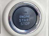 プッシュ式エンジンスタートスイッチです。