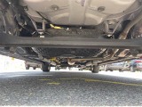 【下回り】目立つ錆や腐食もなくきれいな状態です!もちろん納車前には法定点検を実施致します!//