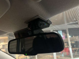 純正ドライブレコーダーが前後付いてます!