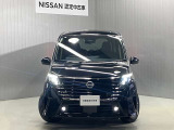 日産プレミアム認定中古車になっていますので、日産ワイド保証が2年間付いています、全国の日産販売店にて保証修理が可能です。有料になりますが最大2年間の保証延長が出来る為、安心してお乗りいただけます。