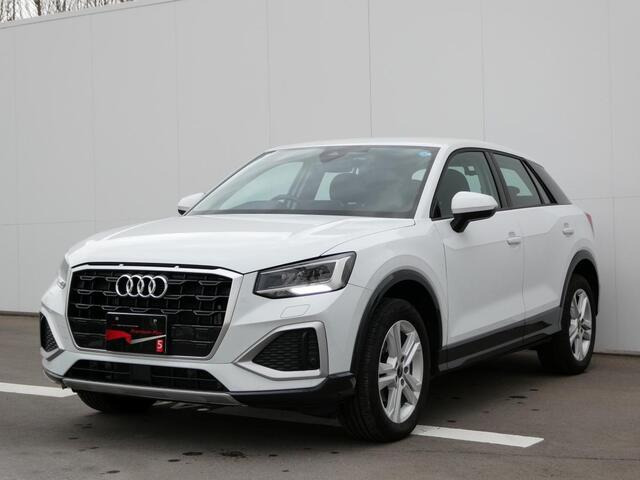 Q2 35 TFSI アドバンスド 