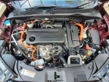 エンジンルーム内もクリーニング施工済みです。きれいな状態をお確かめください!