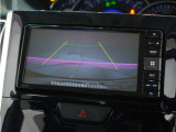 ◆バックカメラ◆リバースにするだけで映ります、後方の安全確認や、狭い駐車場での車庫入れ、雨の日や夜間など視界の悪い時に便利です!安全にバックする為には欠かせない装備です。