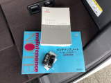 メンテナンスノート【整備記録簿】、取説も揃っています。スマートキーはバッグなどにしまったままボタン操作でエンジンの始動・停止ができて大変便利です。