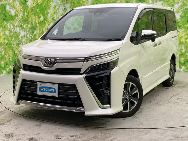 ヴォクシー 2.0 ZS 煌III 4WD 