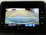 バックカメラの画像です。ガイドラインがスムースな車庫入れをサポートいたします!車庫入れの安心感がアップしますね☆