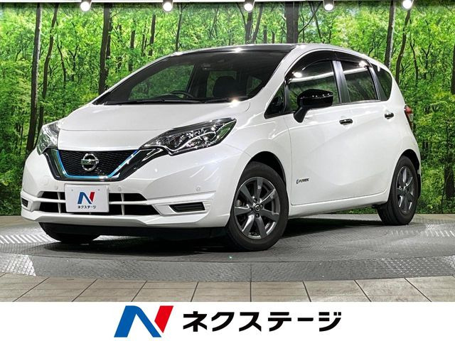 ノート1.2 e-POWER X ブラックアロー