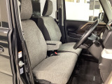 運転席の状態もナイスですね!年式・走行距離をほとんど感じさせない、大変きれいな室内です!