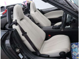 【車屋】として、長く車業界に従事した経験豊富なスタッフが在籍しております。