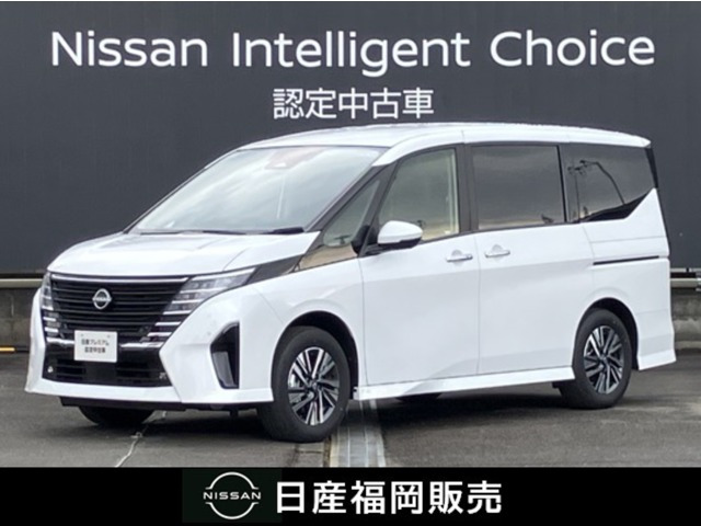 セレナ 1.4 e-4ORCE ハイウェイスターV 4WD 