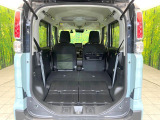 普段のお買い物や通勤、送迎等に十分な荷室スペースを確保しております。セカンドシートを倒すと、大きな荷物の積載も可能です♪