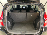 【ラゲッジルーム】コンパクトカーなのにたっぷり荷物も積み込めます★