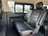 3列目シートはもちろん状態良好☆大人でもゆったりと座って頂けますので、大人数でのお出かけもラクラクです♪ご家族で、気の知れた仲間で、ドライブに行くのが楽しみですね♪