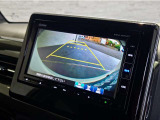 バックカメラが装備されており、後方の安全確認はもちろんのこと狭い場所での駐車や雨の日・夜間など視界の悪いコンディションでのストレスの軽減にもなります!