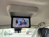 後席モニター搭載です。遠出も安心ですね♪