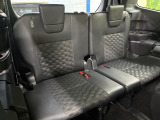 3列目シートはもちろん状態良好☆大人でもゆったりと座って頂けますので、大人数でのお出かけもラクラクです♪ご家族で、気の知れた仲間で、ドライブに行くのが楽しみですね♪
