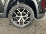 Jeepのテクノロジーを詰め込んだSUVです。