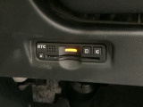 いまや快適なカーライフに欠かせないETCが付いています。