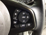 クルーズコントロールを装備しています。高速道路などで一定の速度で走ってくれるので運転が楽ですよ!速度を設定できますので、スピードの出しすぎにも注意できます。