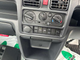 運転席操作部です!わからないスイッチ類や操作部はお気軽にお問い合わせ下さい!