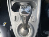 【シフトレバー】シフトの操作がしやすく快適なドライブを楽しんでいただけます。