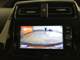 バックガイドモニターで、後方を確認しながら安心して駐車することができます。運転初心者も熟練者も必須の機能ですよ!