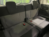 3列目シートはもちろん状態良好☆大人でもゆったりと座って頂けますので、大人数でのお出かけもラクラクです♪ご家族で、気の知れた仲間で、ドライブに行くのが楽しみですね♪