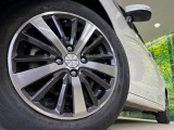 【15インチアルミホイール】外観にマッチしたアルミホイールを装着しております。各種アルミホイールや、スタッドレスタイヤも取扱いしております。是非ご相談ください♪
