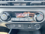 【 オートエアコン 】車内温度を感知して自動で温度調整をしてくれるのでいつでも快適な車内空間を創り上げます!