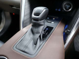 6速オートマチック+マニュアル感覚のシフト操作が可能なシーケンシャルシフトマチックを組み合わせで、スポーツ走行はもちろん燃費UPにも貢献しています(*^_^*)