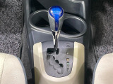 【フロアCVT】無段階変速機能でスムーズな走行をお楽しみいただけます♪エンジンパワーを無駄なく車輪に伝えるから低燃費にも貢献!