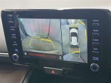 駐車が苦手な方でも安心のバックガイドモニター搭載。 後方の映像をクリアに表示し、ガイドラインで車庫入れや縦列駐車をしっかりサポート。毎日の運転がぐっとラクになります。