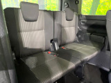 3列目シートはもちろん状態良好☆大人でもゆったりと座って頂けますので、大人数でのお出かけもラクラクです♪ご家族で、気の知れた仲間で、ドライブに行くのが楽しみですね♪