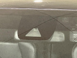【トヨタセーフティセンス】走行中に前方の車両等を認識し、衝突しそうな時は警報とブレーキで衝突回避と被害軽減をアシスト。より安全にドライブをお楽しみいただけます。