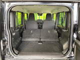後席を格納すると、これだけの広さが!シーンに合わせたシートアレンジで、大きな荷物も積むことが出来ます♪