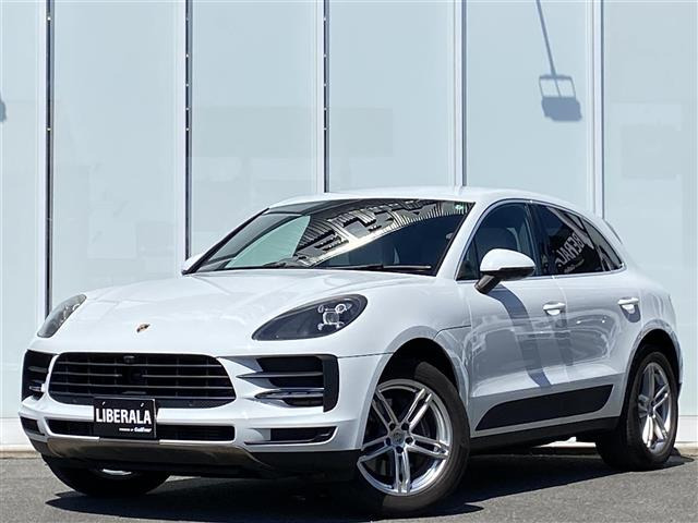 マカン 4WD 本革シート