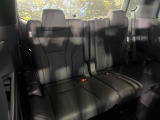 3列目シートはもちろん状態良好☆大人でもゆったりと座って頂けますので、大人数でのお出かけもラクラクです♪ご家族で、気の知れた仲間で、ドライブに行くのが楽しみですね♪