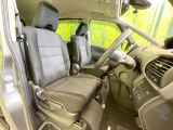 運転席シート廻りは使用感も少なく、良好な状態となっています。丁寧に使われていたことがよくわかりますね。