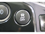 VSA(Vehicle Stability Assist)が装備!!VSAはコーナリング時の横滑りを抑制する機能と車両の急激な挙動変化を抑える機能で、安定した走行を実現していいます!!