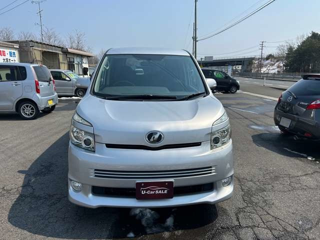 ヴォクシー 2.0 Z 4WD 