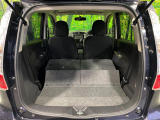 普段のお買い物や通勤、送迎等に十分な荷室スペースを確保しております。セカンドシートを倒すと、大きな荷物の積載も可能です♪