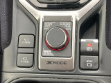 【Xモード】雪道や荒れた山道などでタイヤが空転してしまう場合などで、エンジン・トランスミッション・AWD・VDCを統合制御する事でスムーズな脱出が可能となるモードです☆悪路でも安心して走れます☆