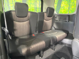 3列目シートはもちろん状態良好☆大人でもゆったりと座って頂けますので、大人数でのお出かけもラクラクです♪ご家族で、気の知れた仲間で、ドライブに行くのが楽しみですね♪
