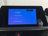 ミラーキャストに対応しております。(スマートホンやタブレットの画面を本機の画面に表示したり音声を再生いたします。本機とデバイスはWi-Fiで接続いたします。iso端末は非対応 対応機種はご確認下さい