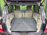 普段のお買い物や通勤、送迎等に十分な荷室スペースを確保しております。セカンドシートを倒すと、大きな荷物の積載も可能です♪