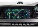 ポルシェ純正PCMナビ搭載です。