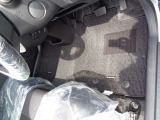 フロアマットも綺麗にクリーニングして納車しております!